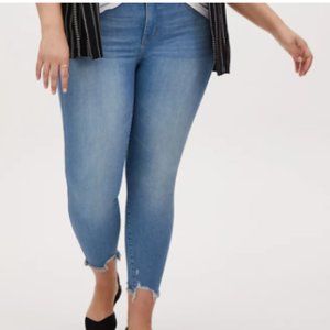 Torrid Size 18 Bombshell Skinny Stretch Jeans